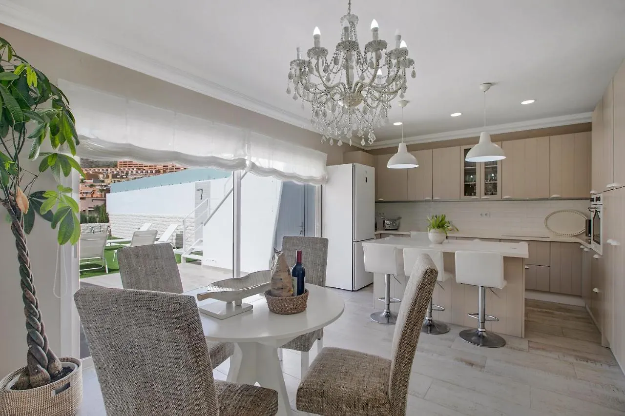 Villa Costa Adeje White Pearl