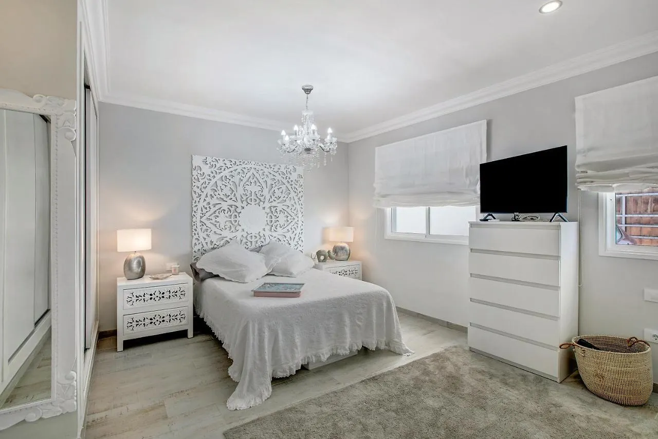 Villa Costa Adeje White Pearl